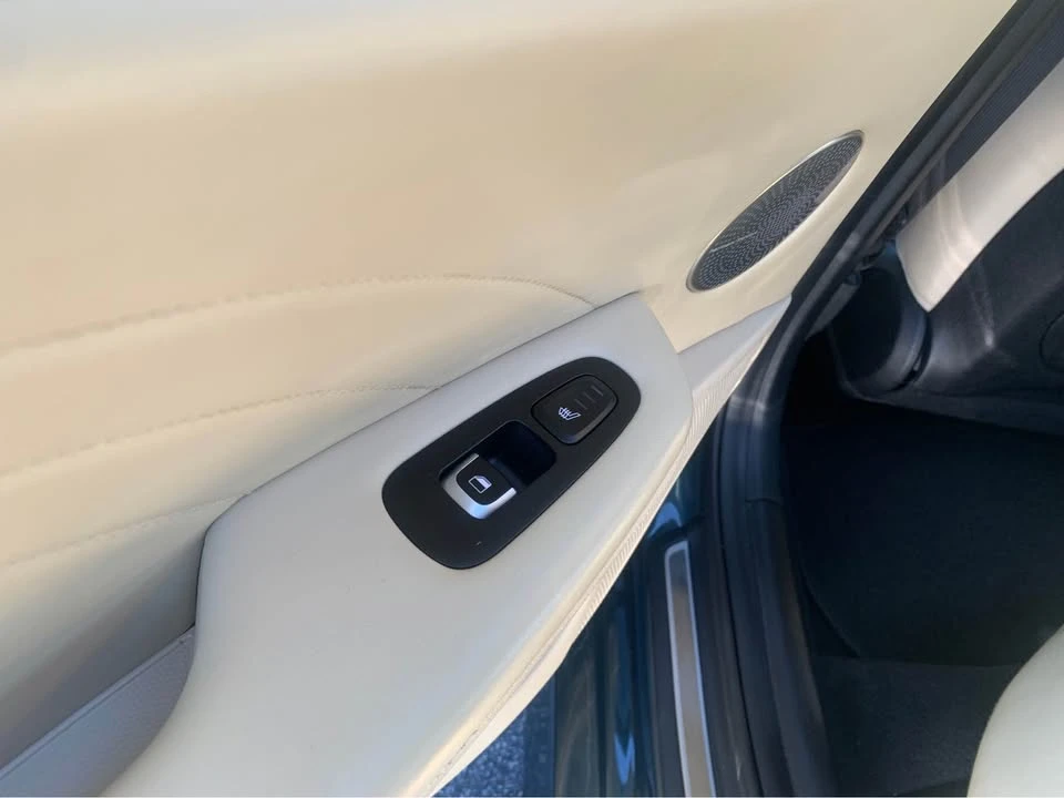 2022 Kia Stinger GT - Image 8 of 11