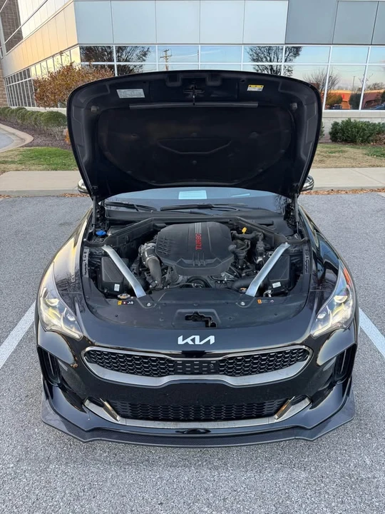 2022 Kia Stinger - Image 8 of 20