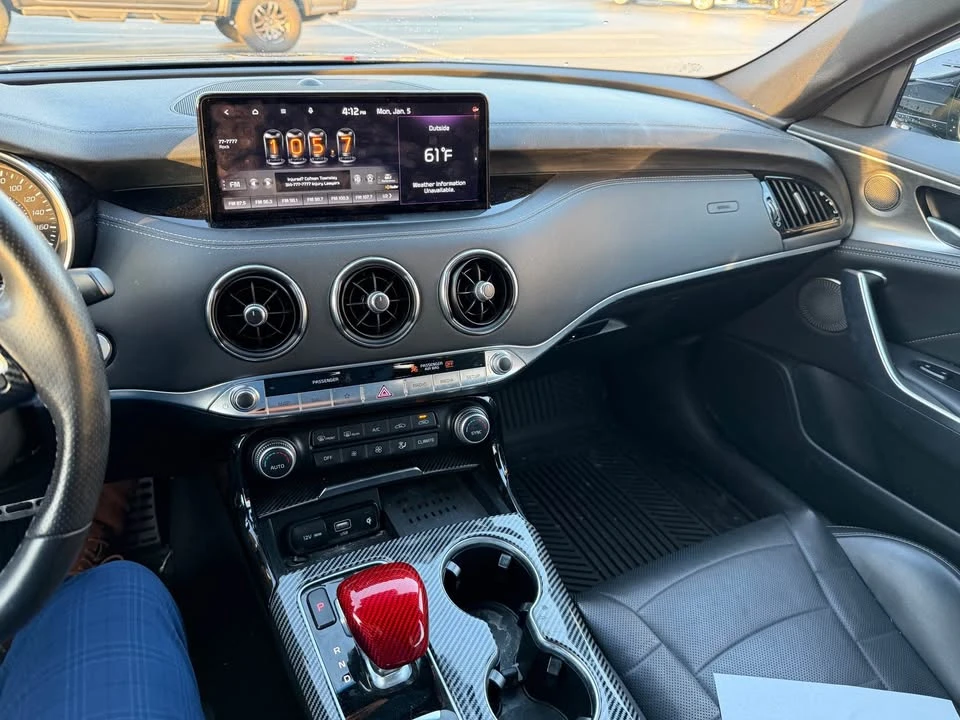 2022 Kia Stinger GT - Image 9 of 9