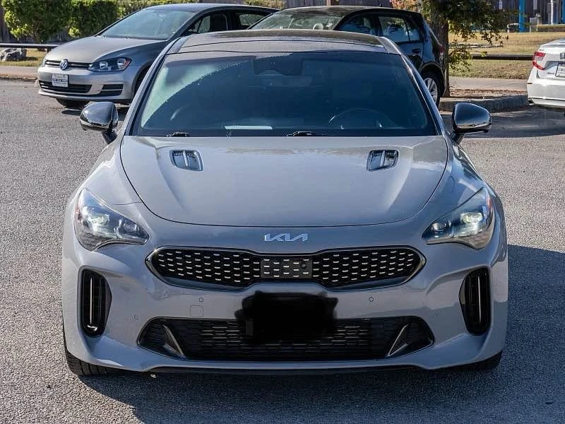 2022 Kia Stinger GT - Image 2 of 6