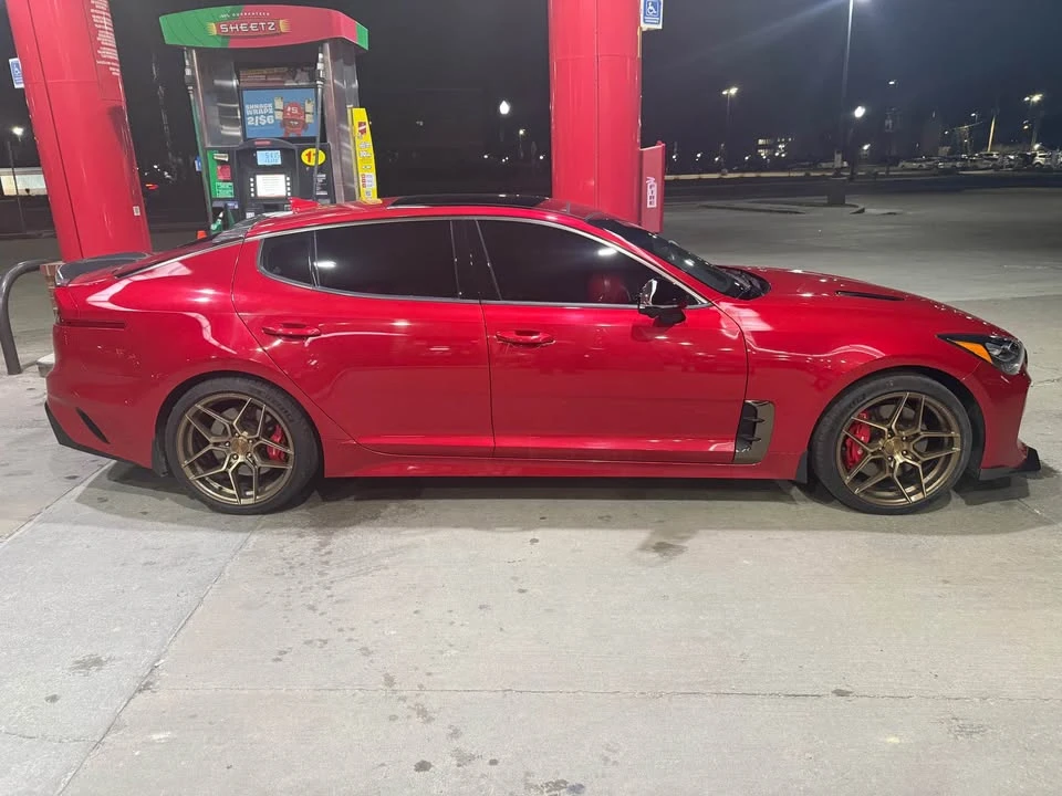 2022 Kia Stinger GT - Image 3 of 9