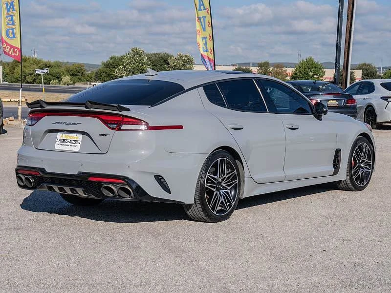2022 Kia Stinger GT - Image 4 of 11