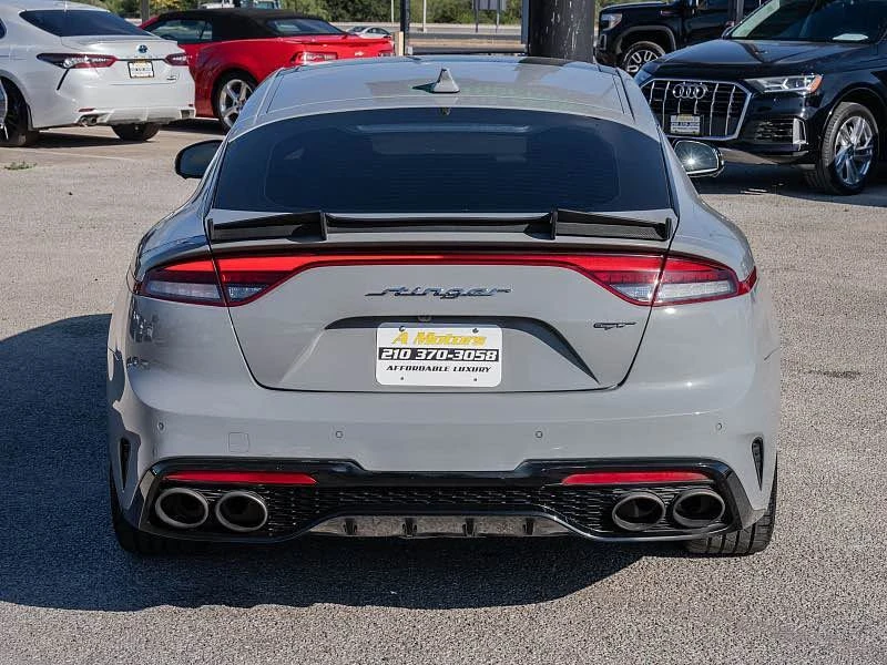 2022 Kia Stinger GT - Image 5 of 11