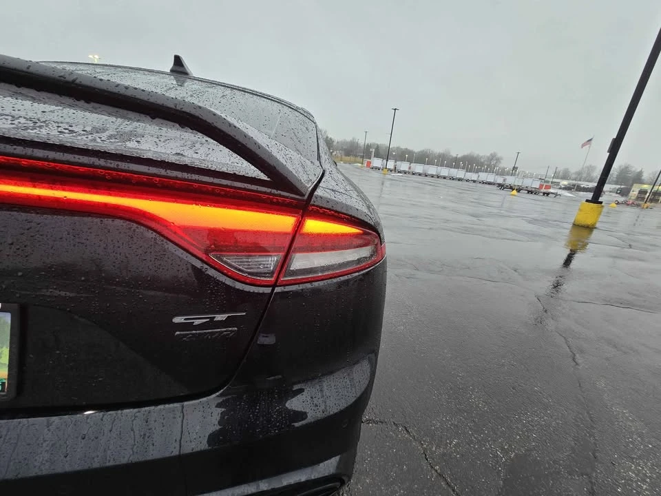 2022 Kia Stinger GT - Image 4 of 15
