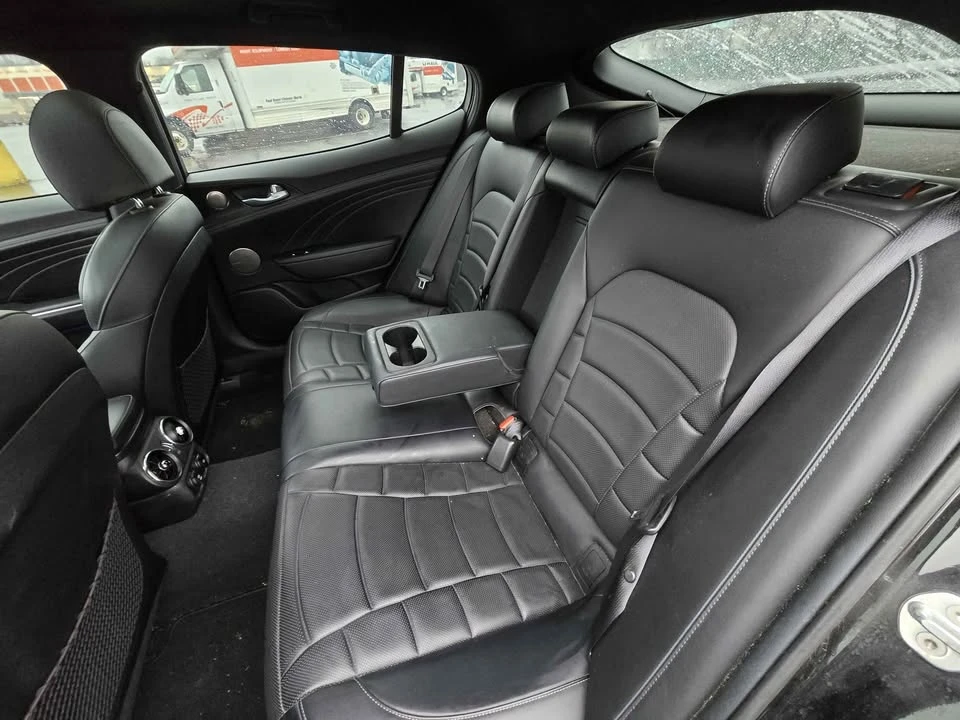 2022 Kia Stinger GT - Image 13 of 15