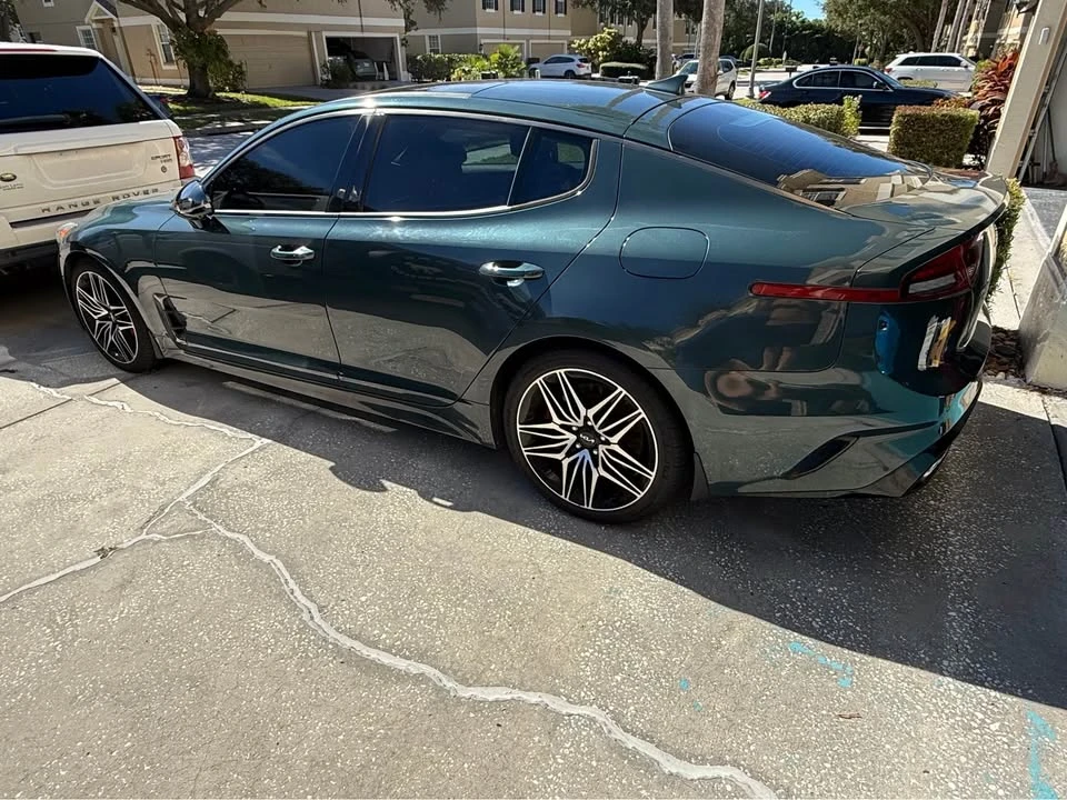 2022 Kia Stinger GT - Image 16 of 17