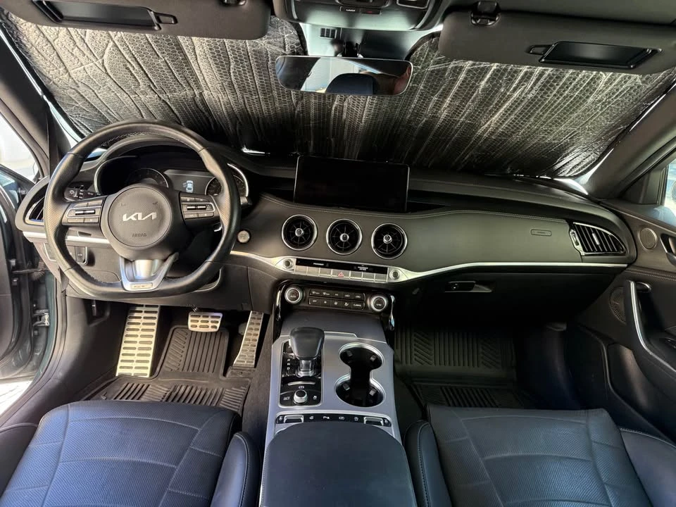2022 Kia Stinger GT - Image 3 of 17