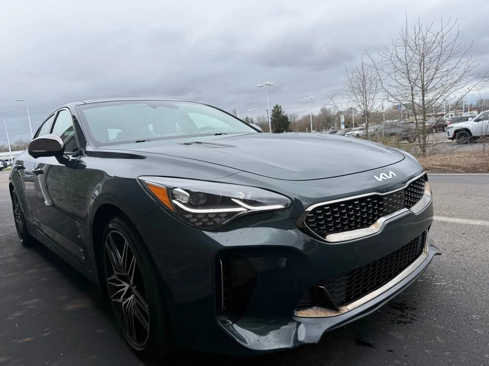 2022 Kia Stinger GT - Image 6 of 8