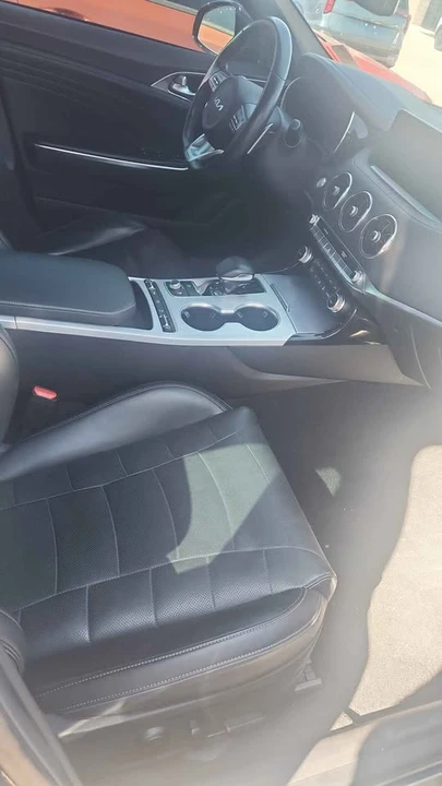 2022 Kia Stinger GT - Image 2 of 2