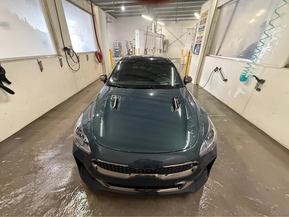 2022 Kia Stinger GT - Image 6 of 9