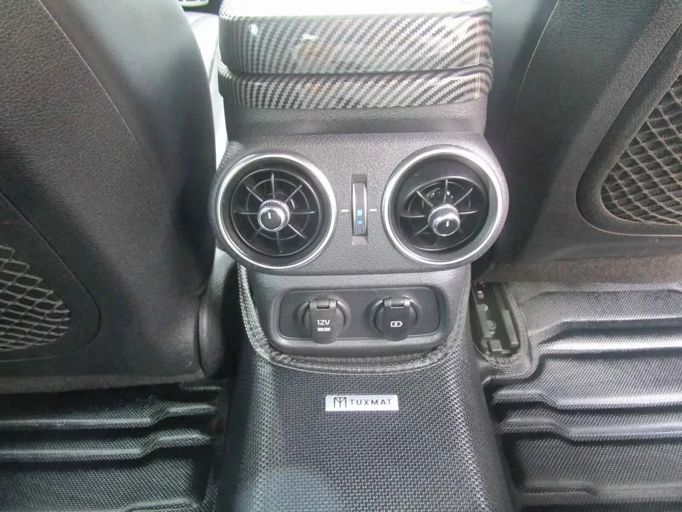 2022 Kia Stinger GT - Image 14 of 20