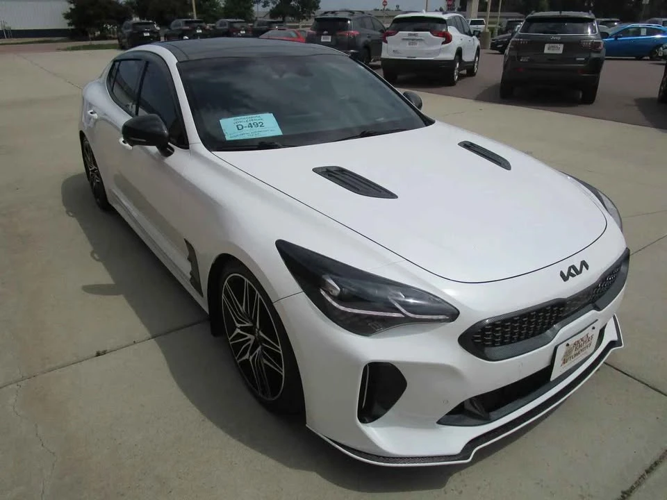 2022 Kia Stinger GT - Image 5 of 20