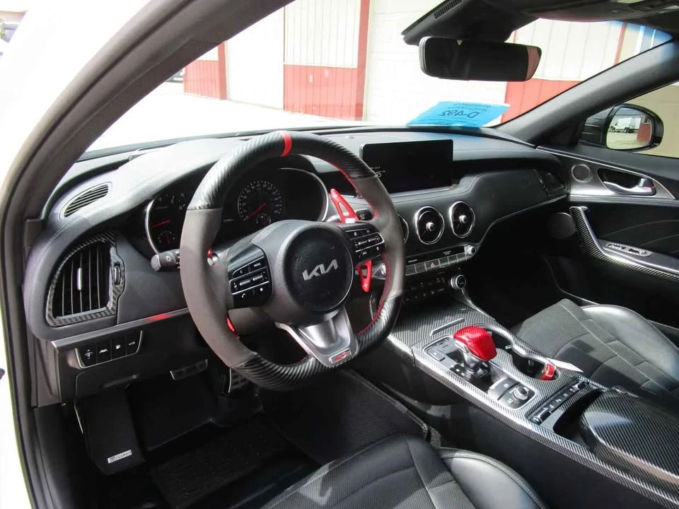2022 Kia Stinger GT - Image 10 of 20