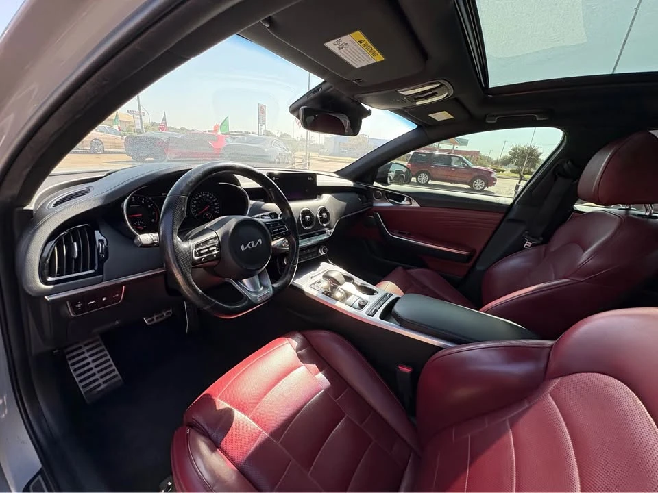 2022 Kia Stinger GT - Image 13 of 13