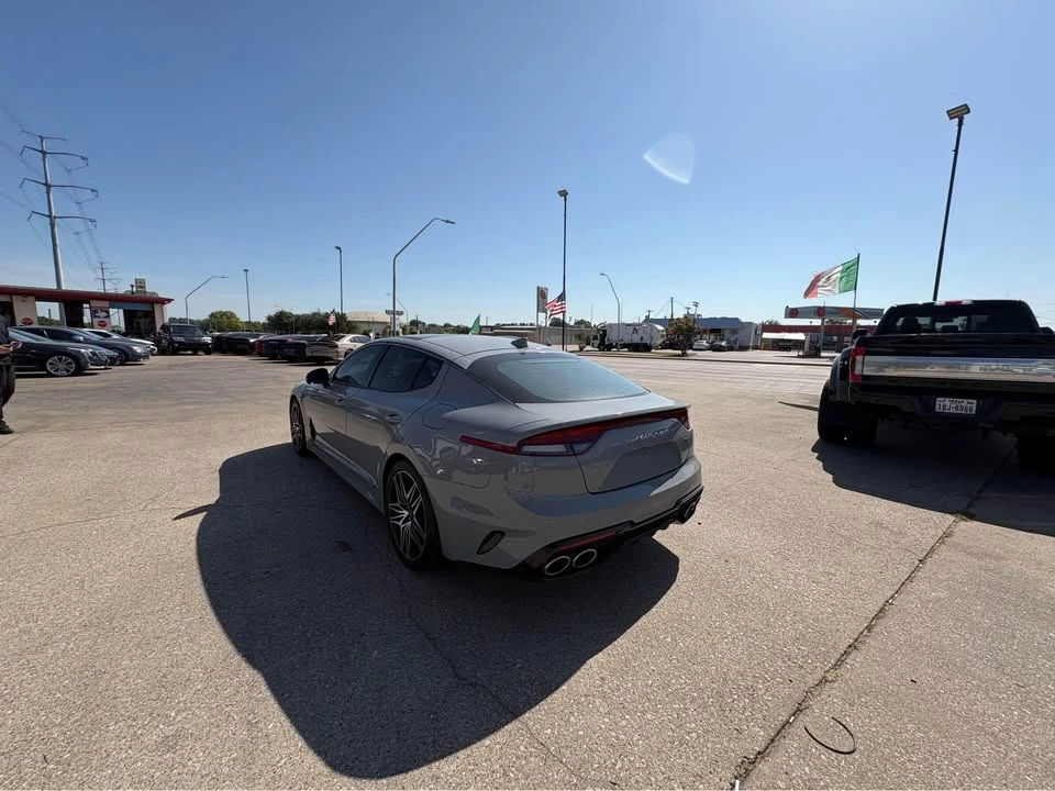 2022 Kia Stinger GT - Image 7 of 13