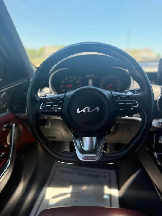2022 Kia Stinger GT - Image 12 of 20