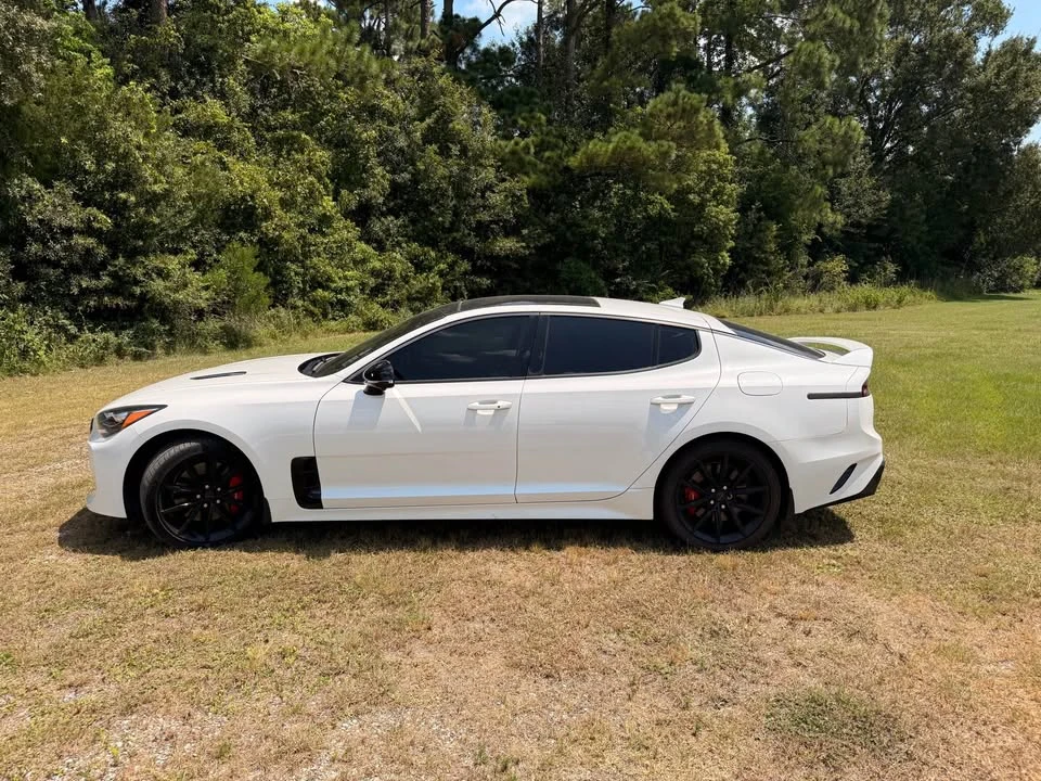 2022 Kia Stinger GT - Image 8 of 12