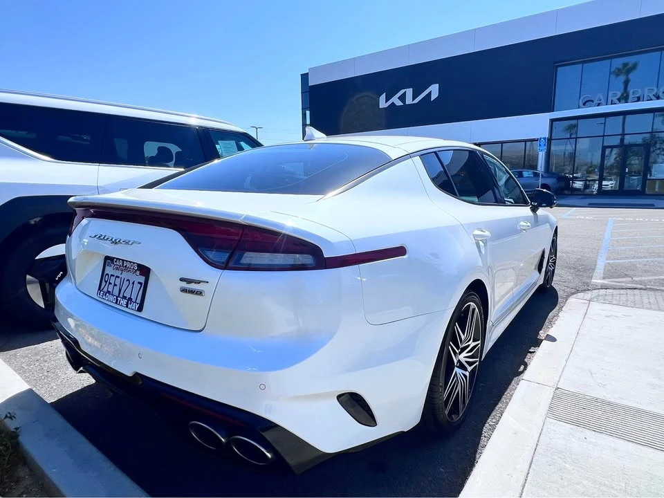 2022 Kia Stinger GT - Image 5 of 12