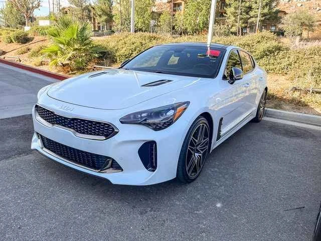 2022 Kia Stinger GT - Image 2 of 7