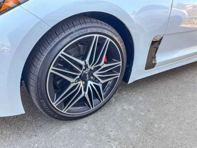 2022 Kia Stinger GT - Image 5 of 7