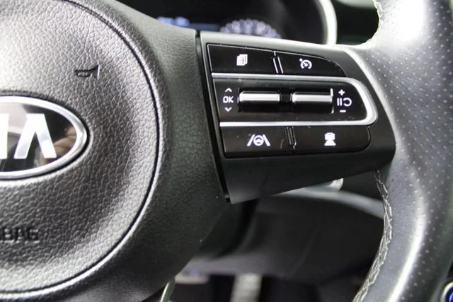 2022 Kia Stinger GT - Image 18 of 21