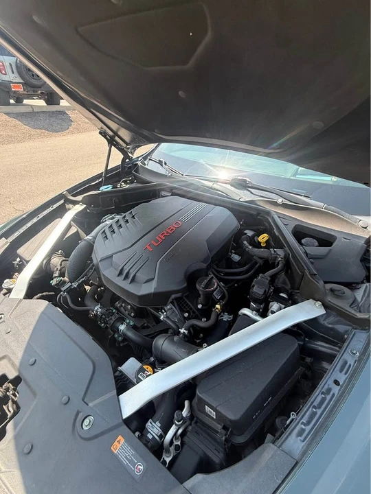 2022 Kia Stinger GT - Image 16 of 17