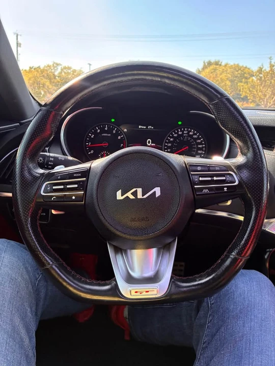 2022 Kia Stinger GT - Image 10 of 10