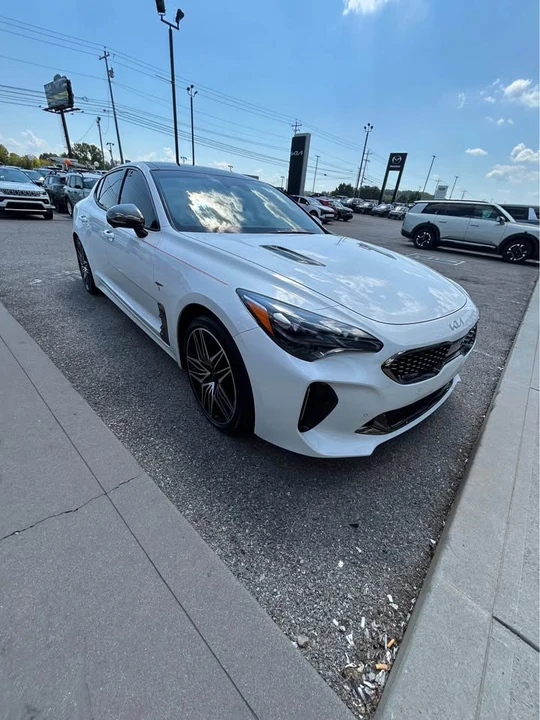 2022 Kia Stinger GT - Image 3 of 7