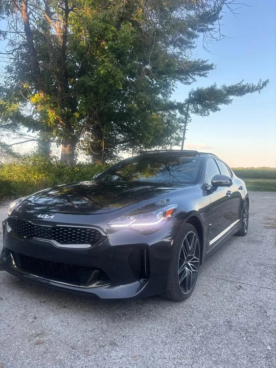 2022 Kia Stinger GT - Image 2 of 11