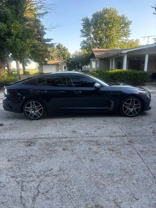 2022 Kia Stinger GT - Image 5 of 11
