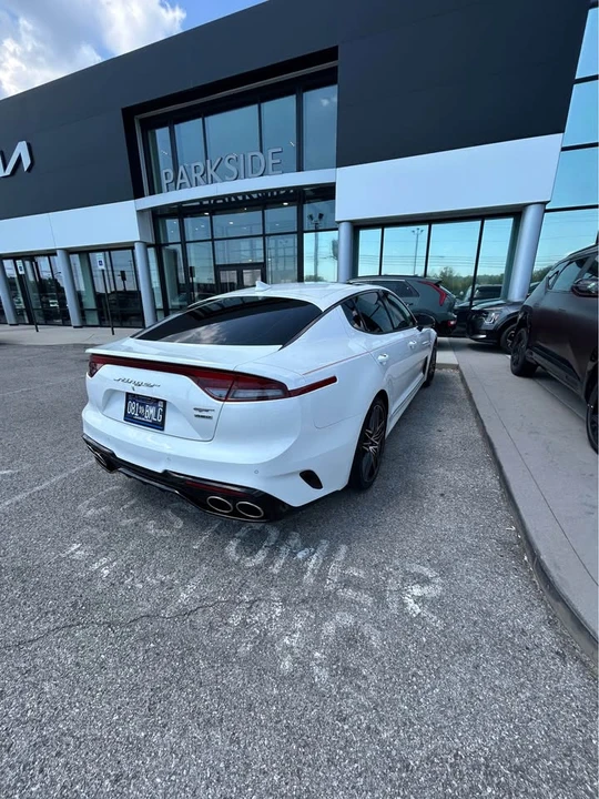 2022 Kia Stinger GT - Image 5 of 7