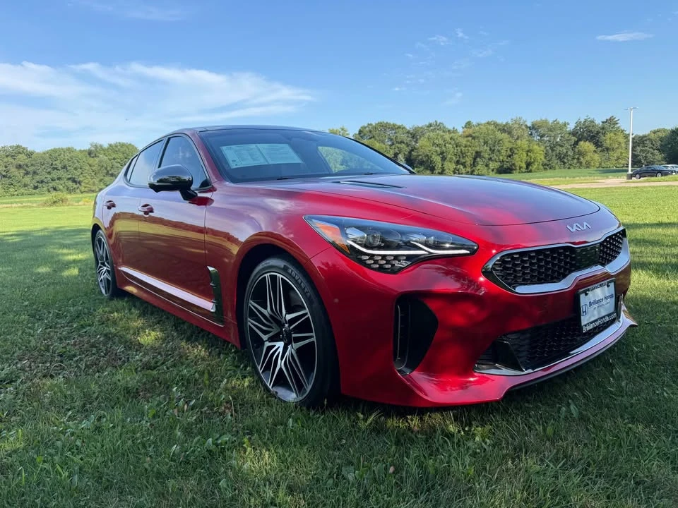 2022 Kia Stinger GT - Image 10 of 19