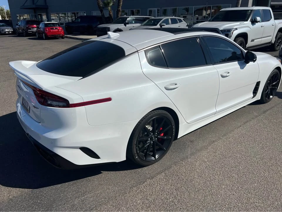 2022 Kia Stinger GT - Image 4 of 8