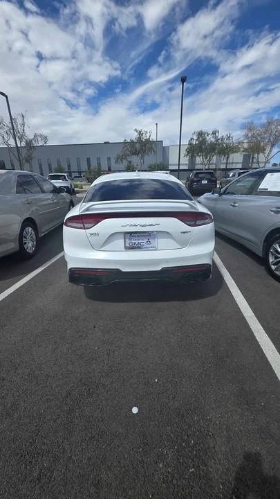 2022 Kia Stinger GT - Image 5 of 12