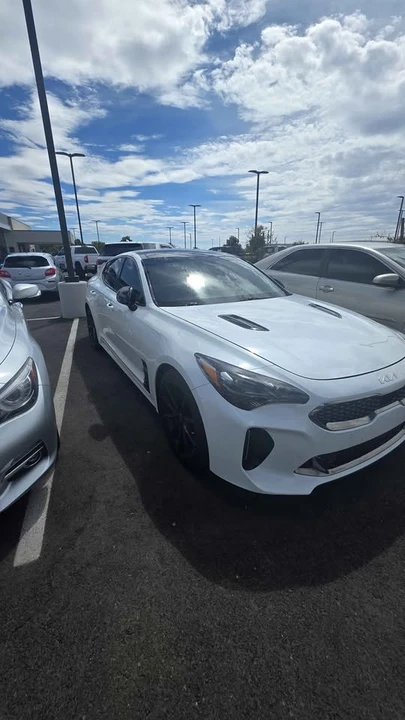 2022 Kia Stinger GT - Image 4 of 12
