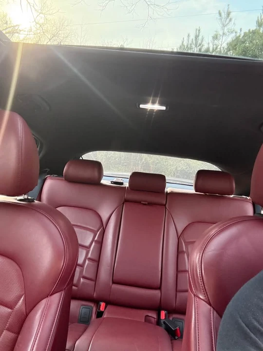 2022 Kia Stinger GT - Image 2 of 15