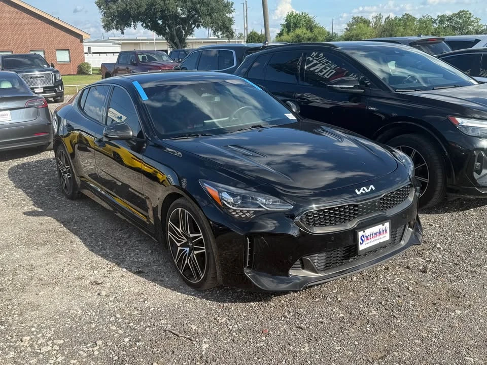2022 Kia Stinger GT - Image 2 of 8