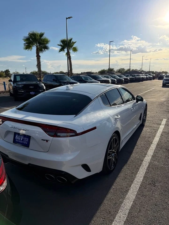 2022 Kia Stinger GT - Image 6 of 11