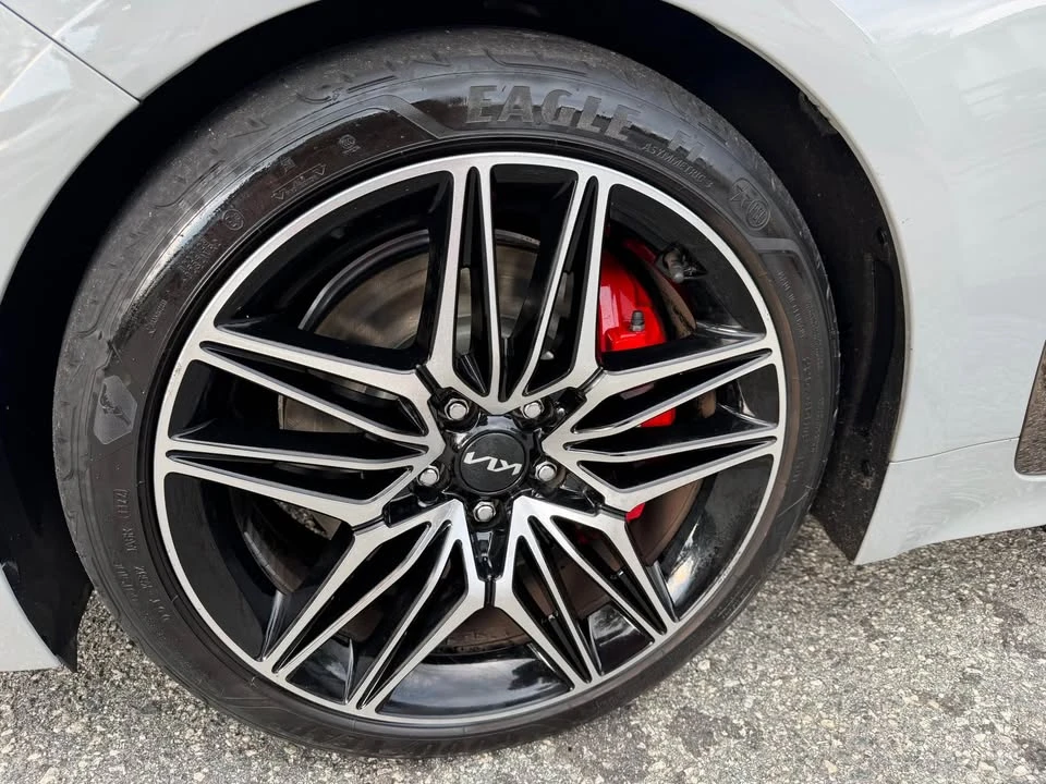 2022 Kia Stinger GT - Image 19 of 19