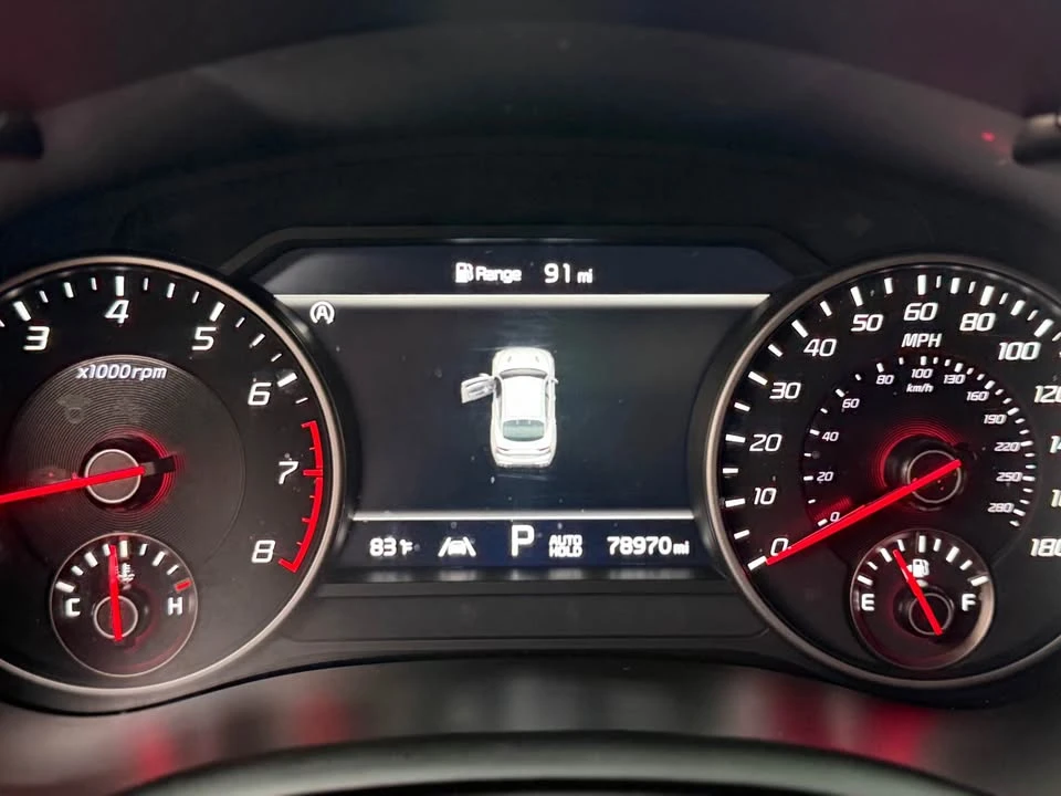 2022 Kia Stinger GT - Image 14 of 19