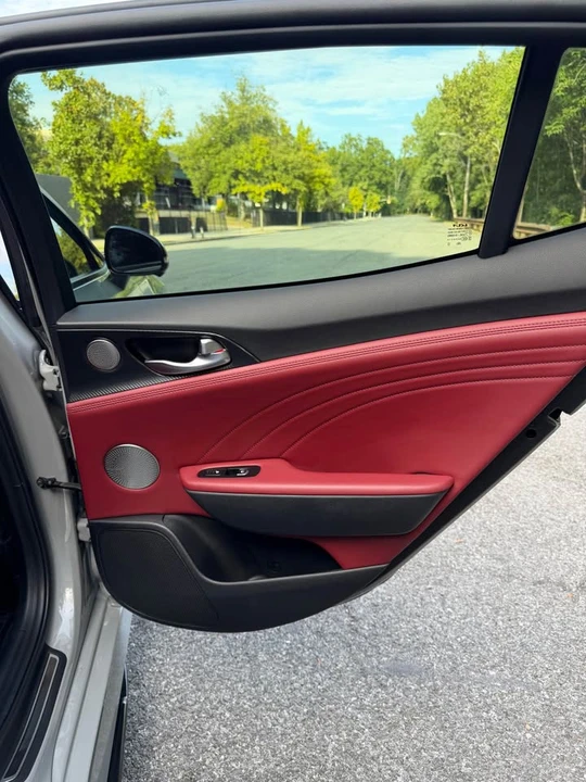 2022 Kia Stinger GT - Image 12 of 20