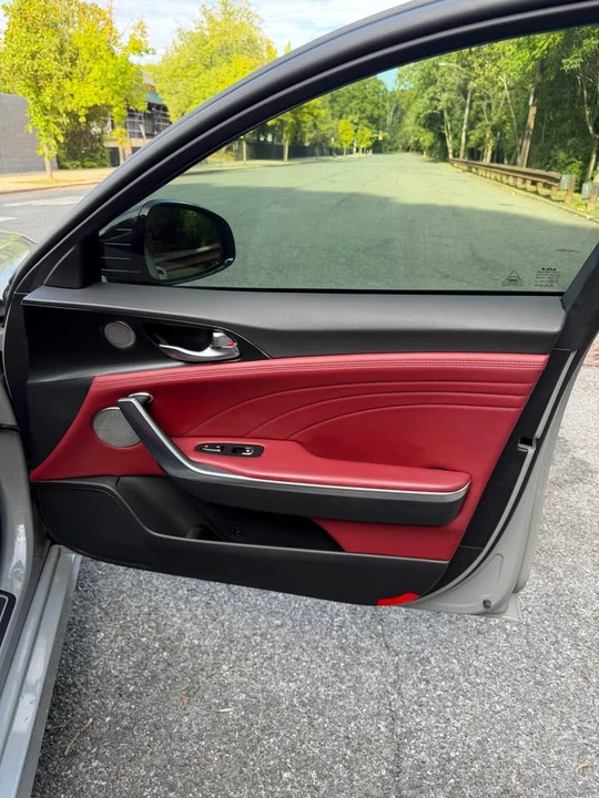 2022 Kia Stinger GT - Image 16 of 20