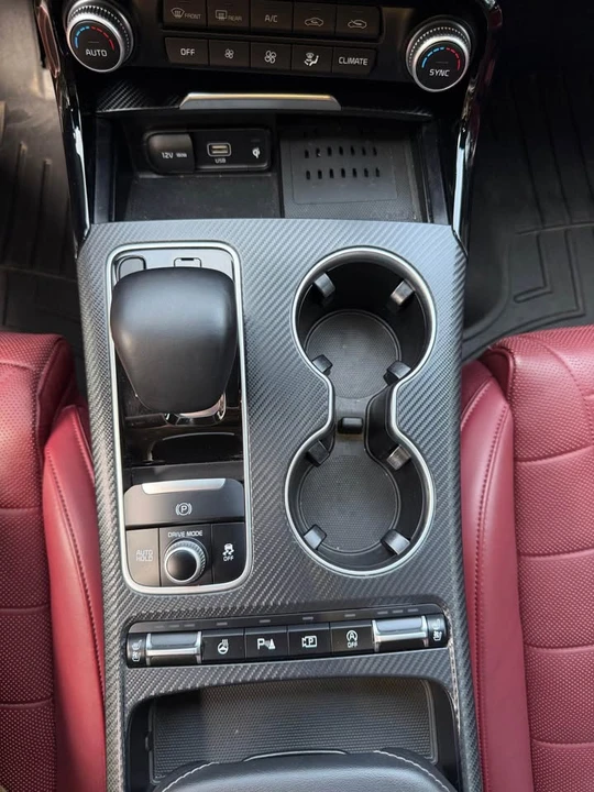 2022 Kia Stinger GT - Image 17 of 20