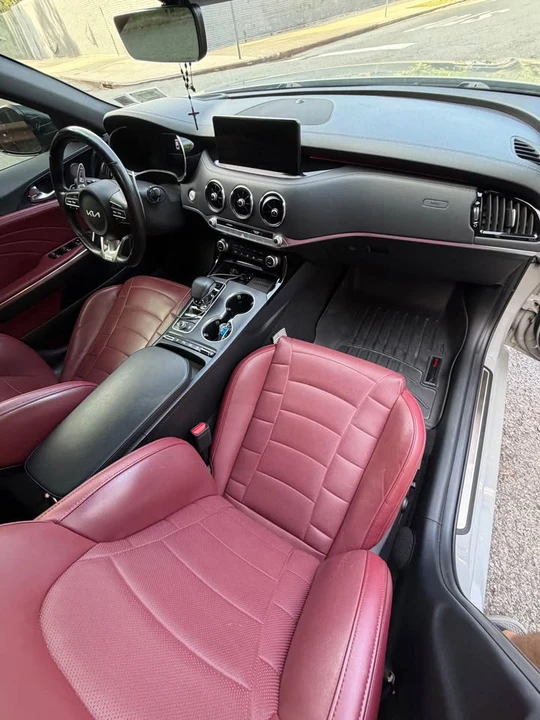 2022 Kia Stinger GT - Image 14 of 20