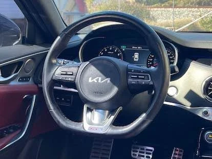 2022 Kia Stinger GT - Image 12 of 15