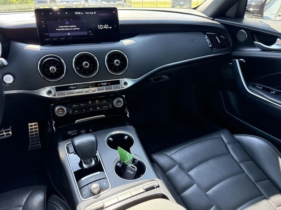 2022 Kia Stinger GT - Image 12 of 20