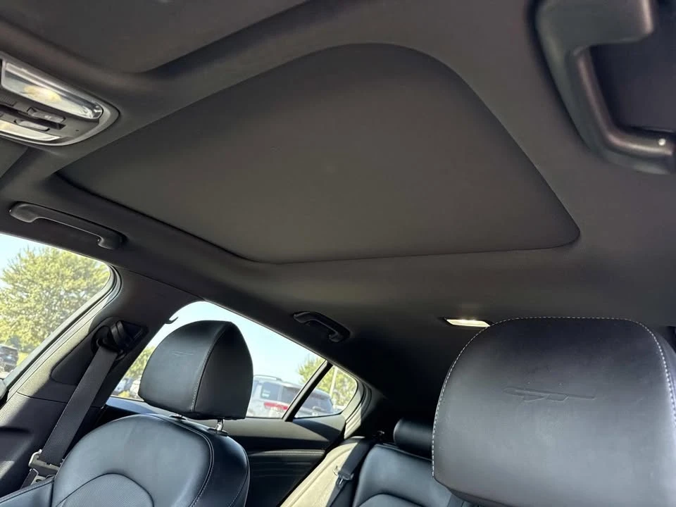 2022 Kia Stinger GT - Image 16 of 20