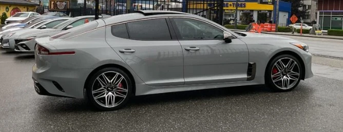 2022 Kia Stinger GT - Image 5 of 16