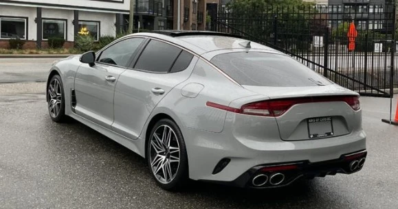 2022 Kia Stinger GT - Image 3 of 16