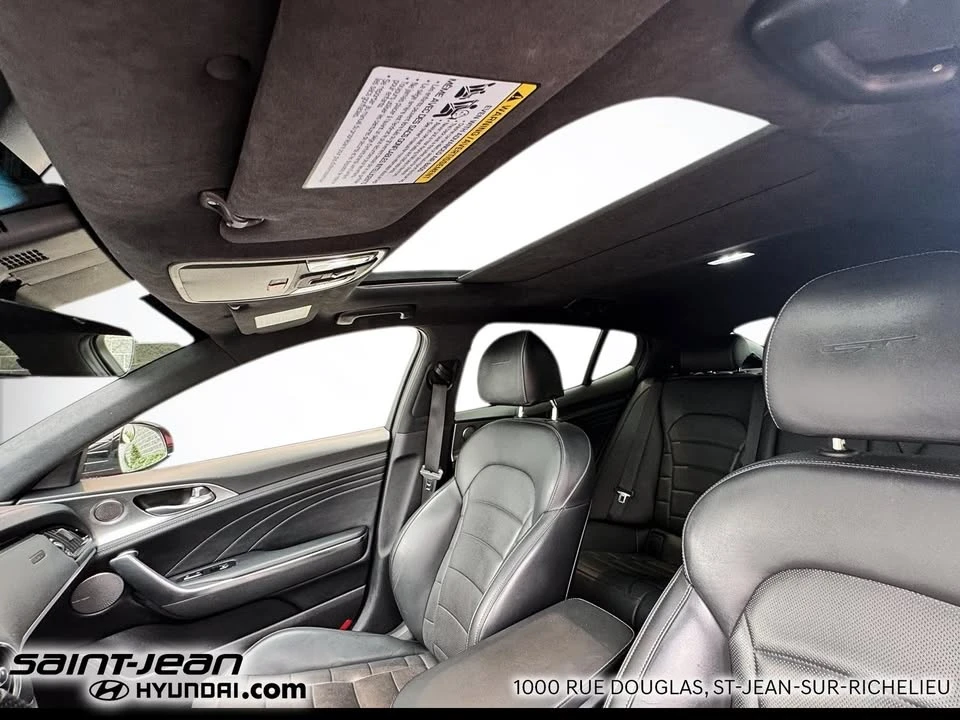 2022 Kia Stinger GT - Image 14 of 20